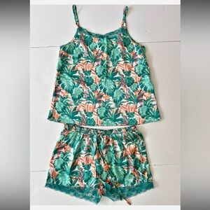 Tropical Leaf Print Lace-Trim PJ’s
